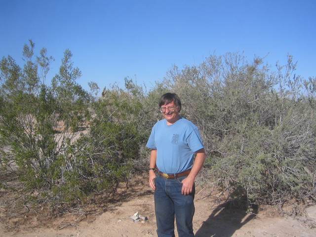 Looking north - and Dave. The confluence is marked by a small cairn, just to Dave's right.