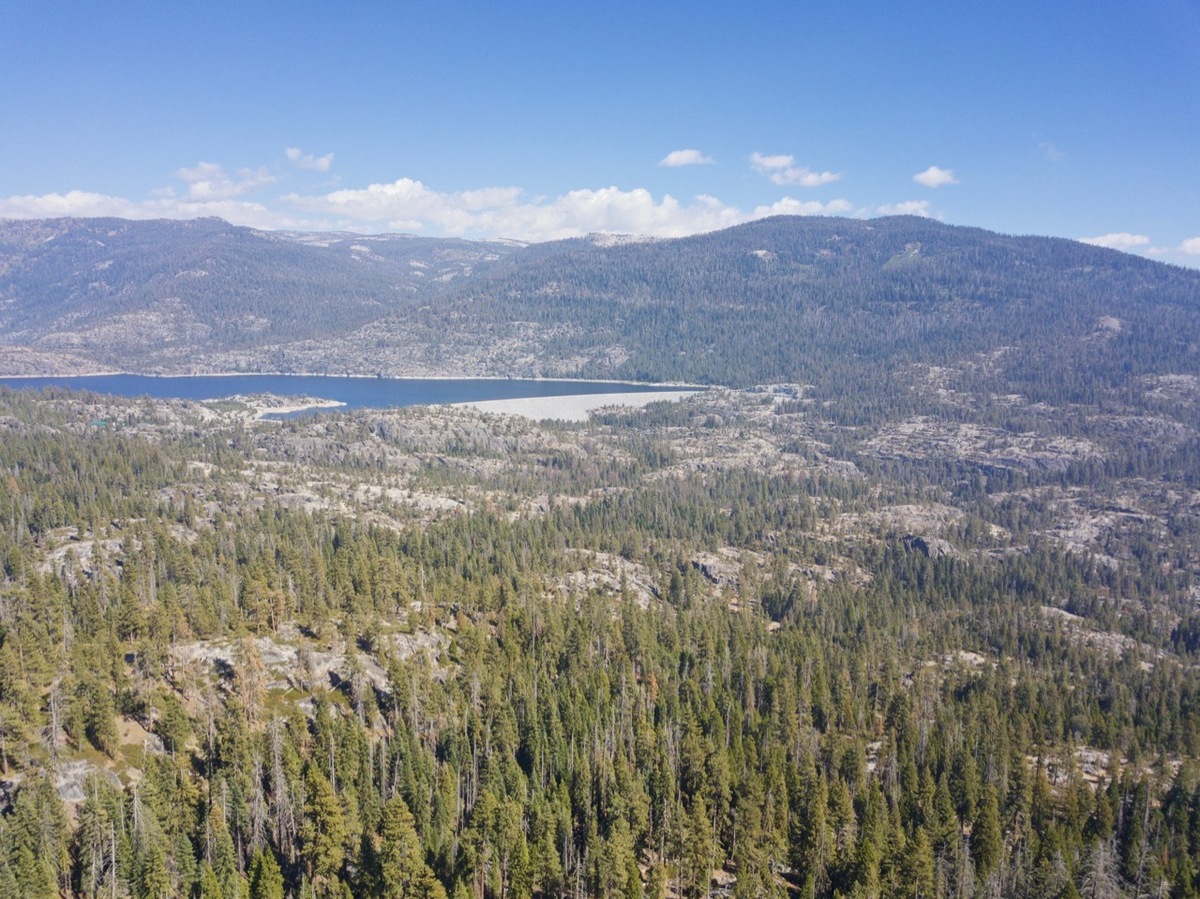 View East (towards Wishon Reservoir), from 120m above the point