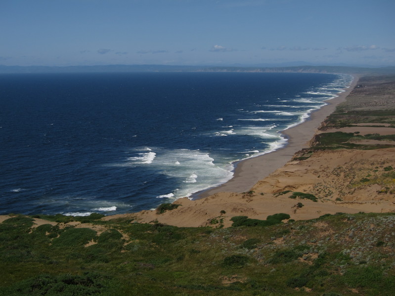 Pacific coast, looking north from near the lighthouse car park. The CP is about 1000 m to the right of the coastline in the foreground