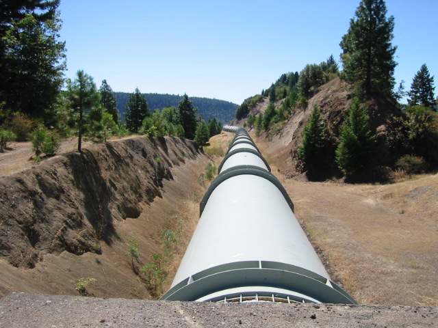 View of aqueduct as the road crosses over it