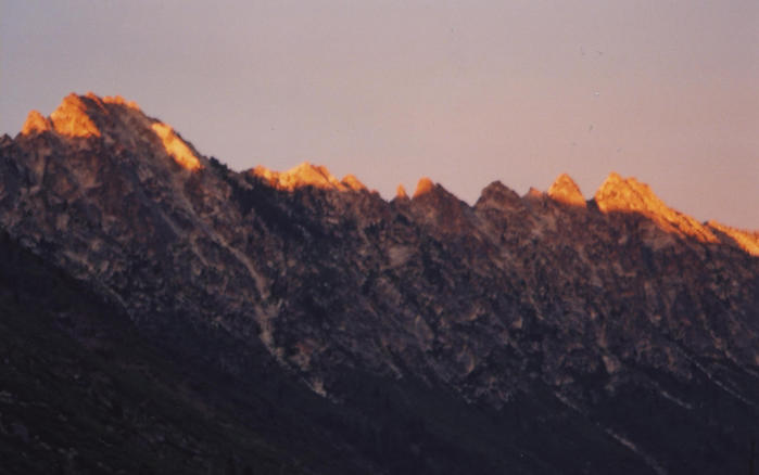 alpenglow on Sawtooth Ridge