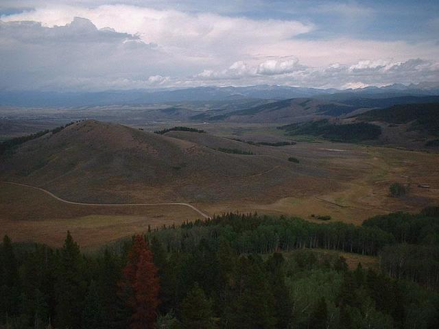 View from a ridge 1.2 km from the confluence