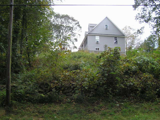 House Upon The Confluence:  From the nearest road.