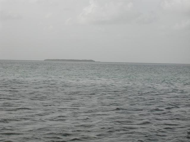 North from the confluence, toward Sandy Key