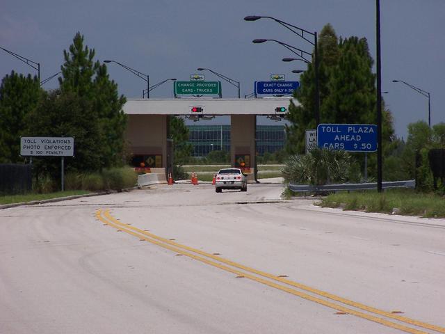 A closer view of the toll plaza.