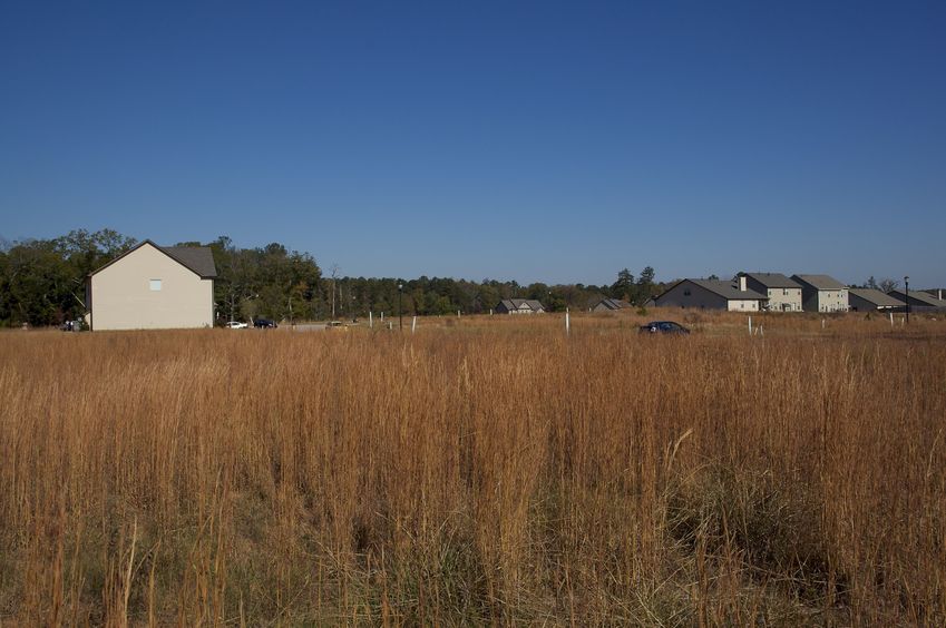 The nearby subdivision, which currently stops 0.17 miles north of the confluence point 