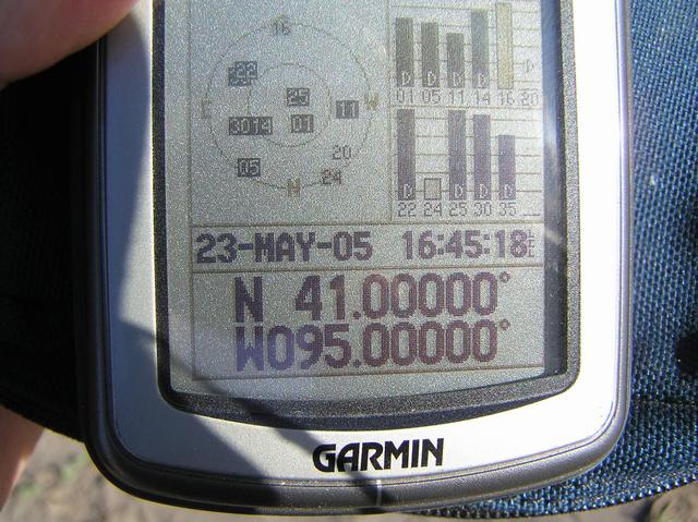 GPS reading at the confluence site.