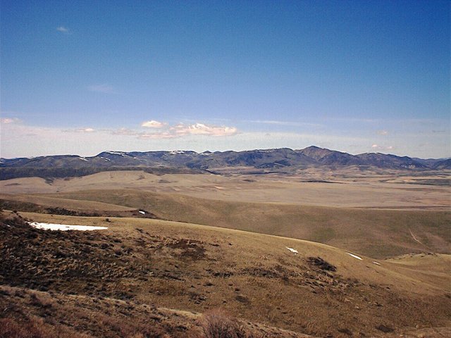 West: Gunsight Peak and Sheep Dip Mountain.