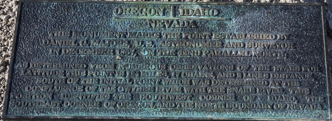 TriState marker plaque (Photo by Ross Finalyson) 