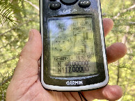 #6: After repeated attempts, GPS unit zeroed out at the confluence point.  