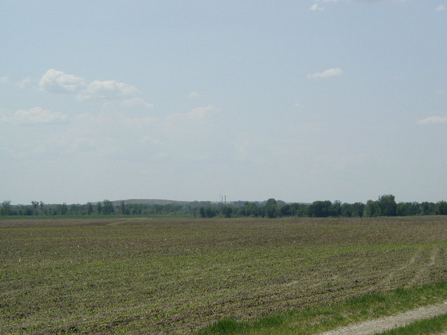 looking west from the confluence