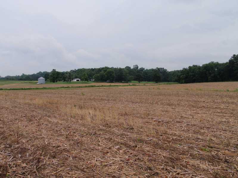 N38 W087 with farm in background
