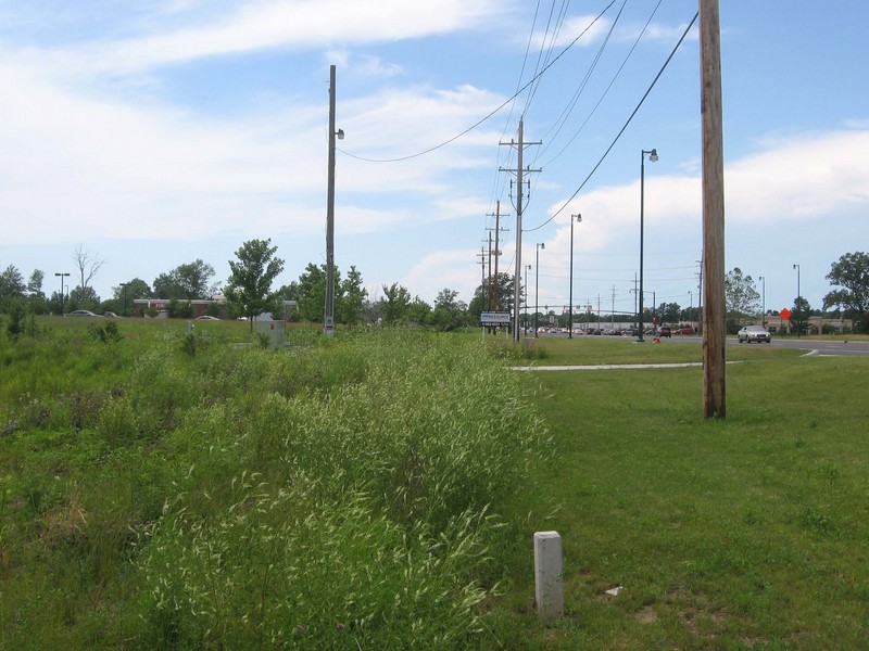 View to the west along 146th Street.