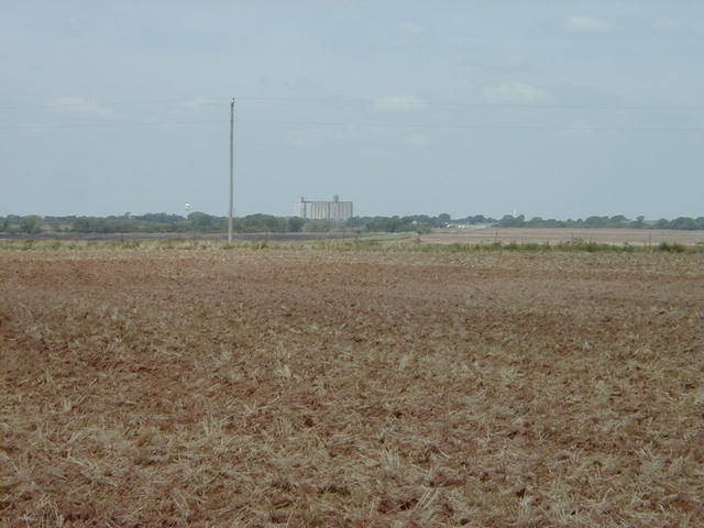 Looking WSW at Manchester, OK's grain elevators