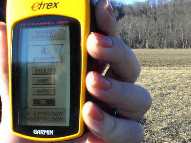 The obligatory GPS shot showing coordinates 38N 85W