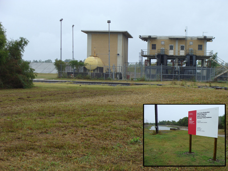 I parked near this sign, and, seeing no “keep out” notices, walked past this pumping station to the levee on the Intracoastal Waterway.
