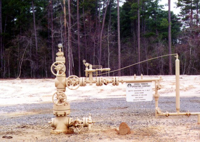 Gas well 400 feet west