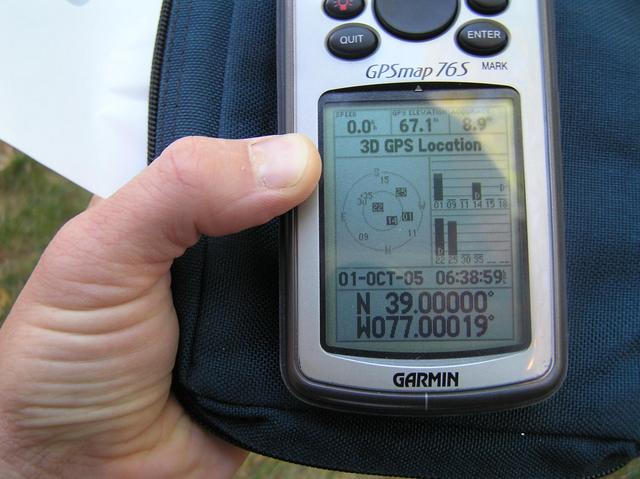 GPS reading before most satellites are lost at the edge of the apartment building.