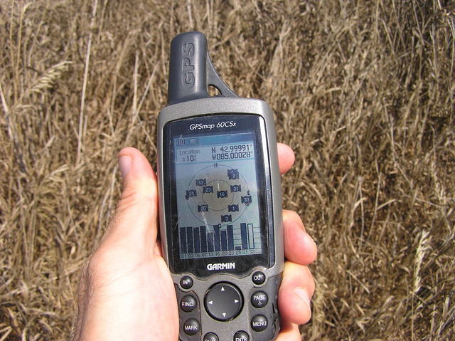 My GPS receiver, 83 feet from the confluence point
