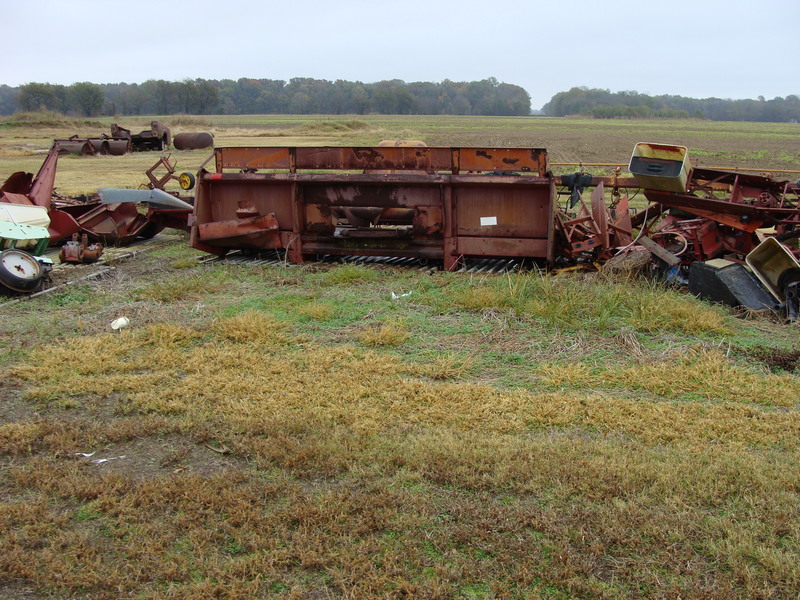 The flat land of the Mississippi Delta is visible to the east.