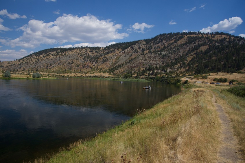 A view of the Missouri River from its bank - just 200 feet from the confluence point 