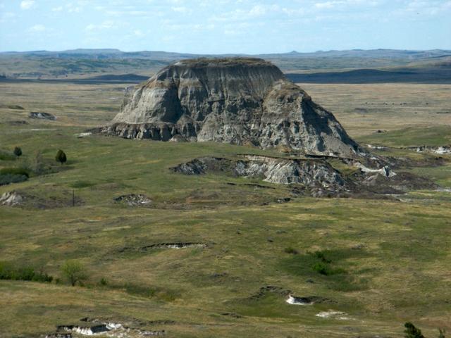 View from atop butte, 10 miles from confluence