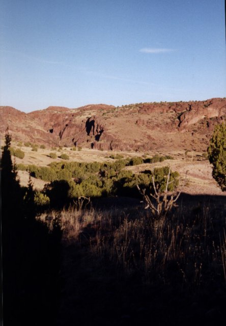 A cute, compact canyon on the way to the confluence.