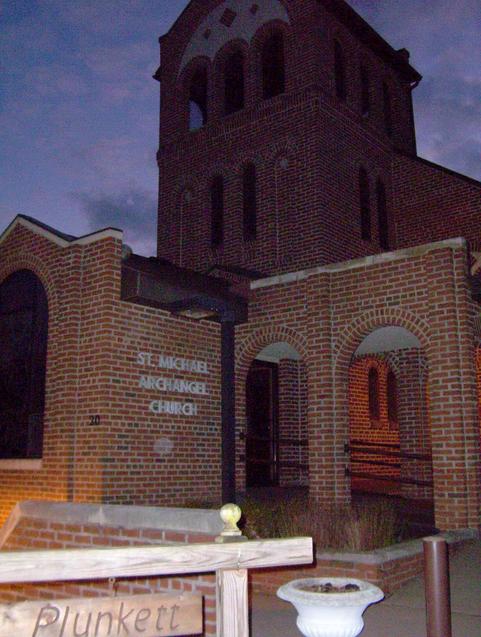 The church a few meters east of the confluence.