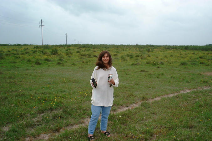 Looking South ( Anne marks the confluence )