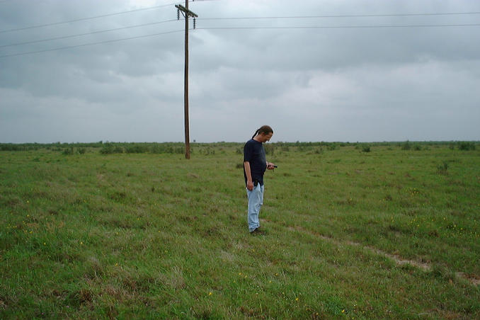 Looking East ( Jeff marks the confluence )