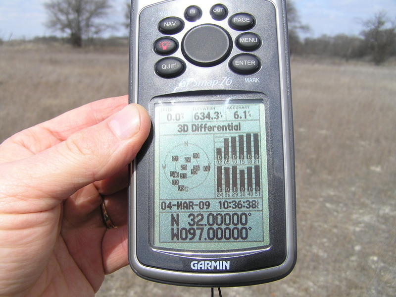 All 12 receivers visible at the confluence site under a big Texas sky.