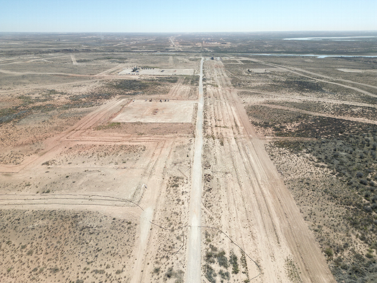 View East (along the New Mexico-Texas state line, towards the Pecos River) from a height of 120m