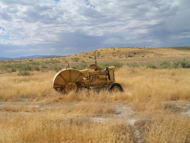 Trailhead tractor