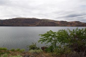 #1: The confluence point is about 0.4 miles away, in the Columbia River