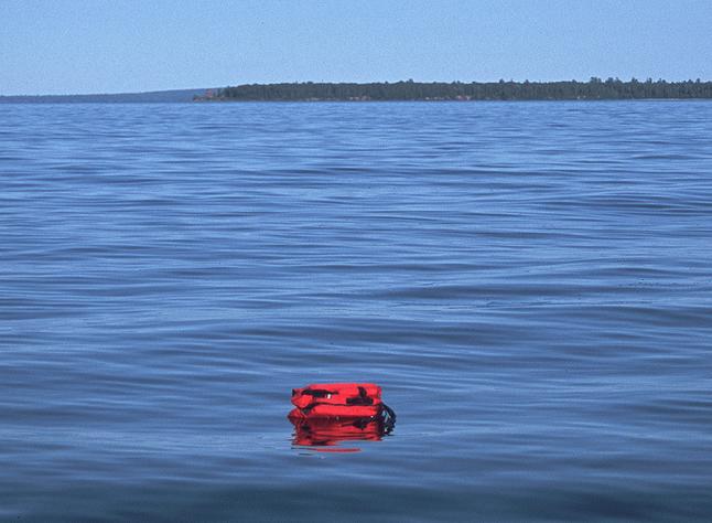 Looking east at lifejacket marking confluence, no zoom