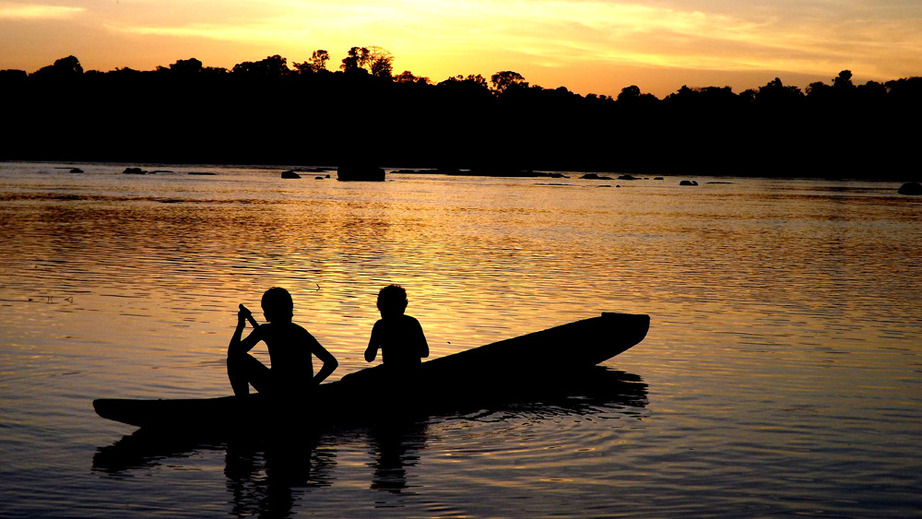 Sunset on the river Caura