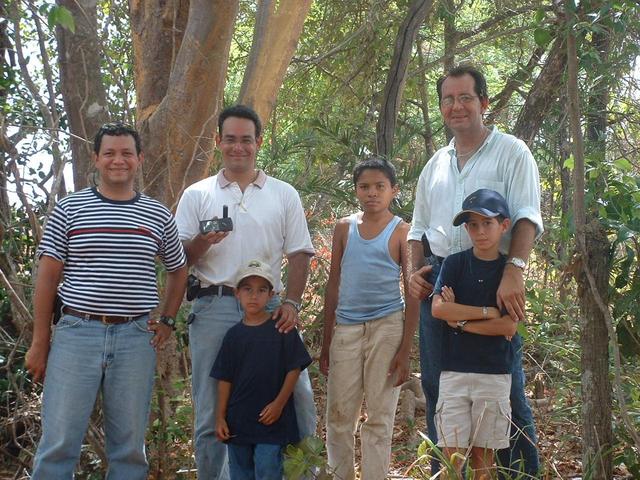 Me with the GPS, and my Team: Alejandro, My Son Jorge Luis, Eduardo and Son Eduardo Jesus and our Guide Jean Carlos