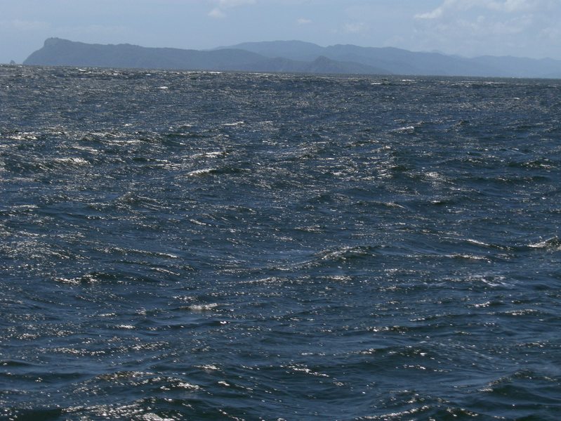 HIGH SEAS ON DRAGON´S MOUTHS. CHACACHACARE, MONO AND TRINIDAD ISLANDS IN THE BACKGROUND