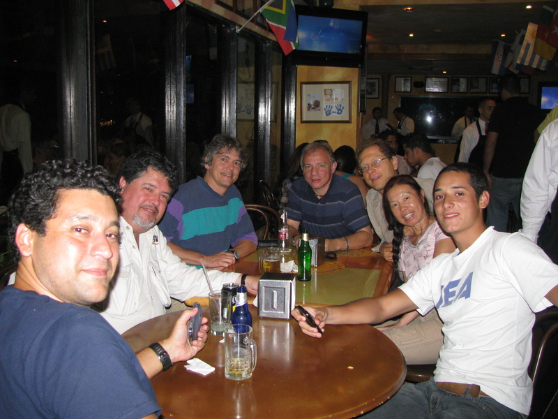 NIGHT BEFORE HAVING DINNER IN A RESTAURANT IN PUERTO LA CRUZ WITH OUR FRIEND VINCENZO