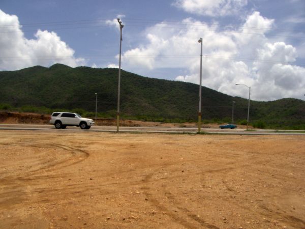 Vista hacia el PC desde la carretera La Guardia-Juan Griego