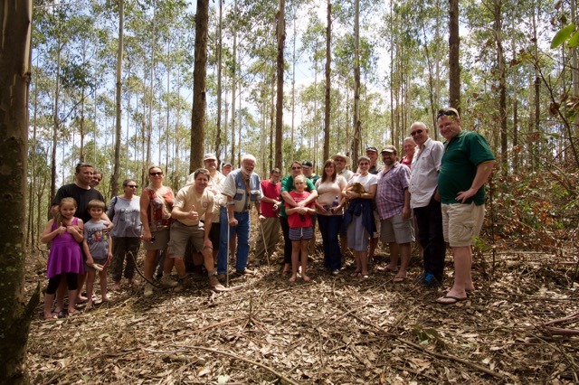 The Group of Land Cruiser Club members at 30/30