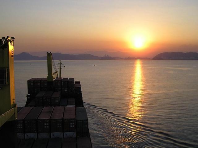 The "Phoenix" is leaving Santos at sunset