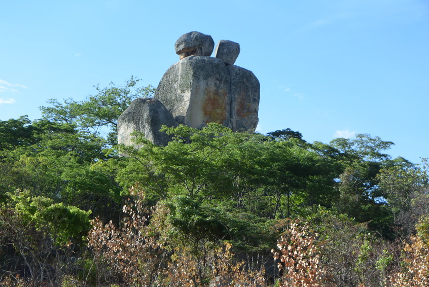 Rock formation resembles a couple near the confluence point